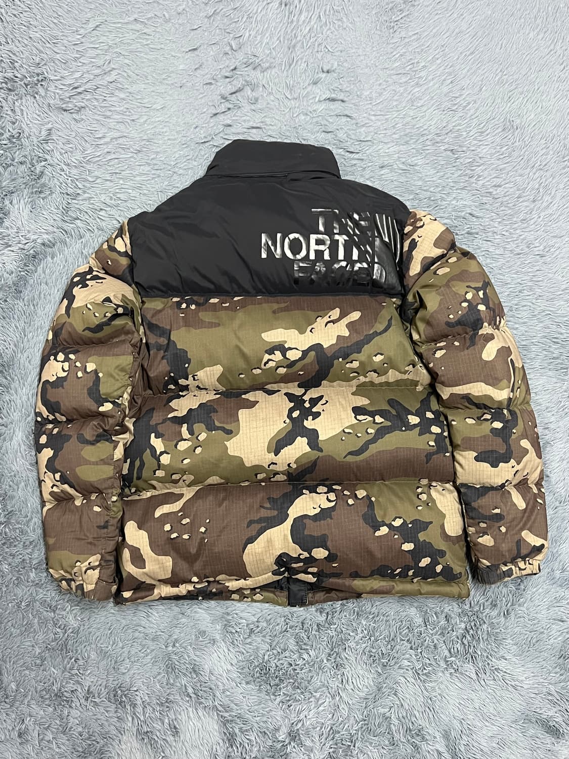 노스페이스 카모 구스다운 패딩 상품이미지7