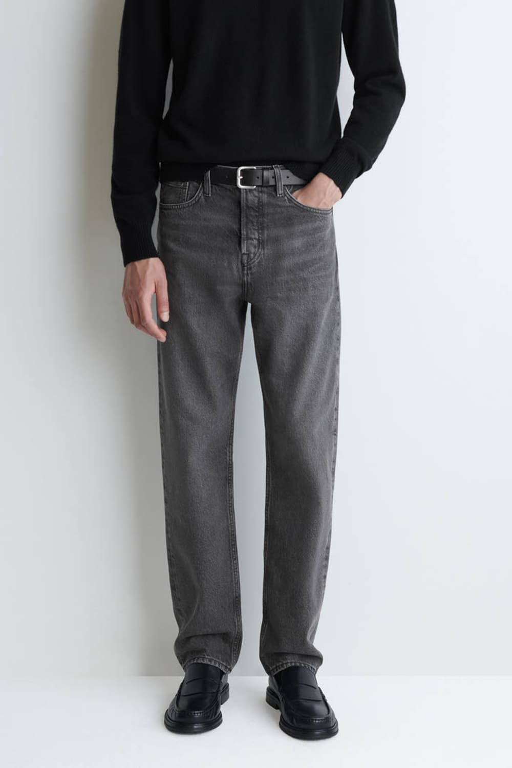 cos 시그니처 스트레이트 레그 진 31/32 워시드 블랙 상품이미지1