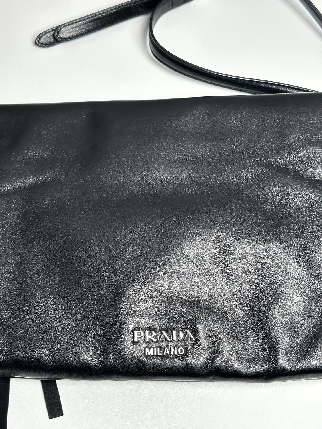 프라다 밀라노 프린지 숄더백 상품이미지3