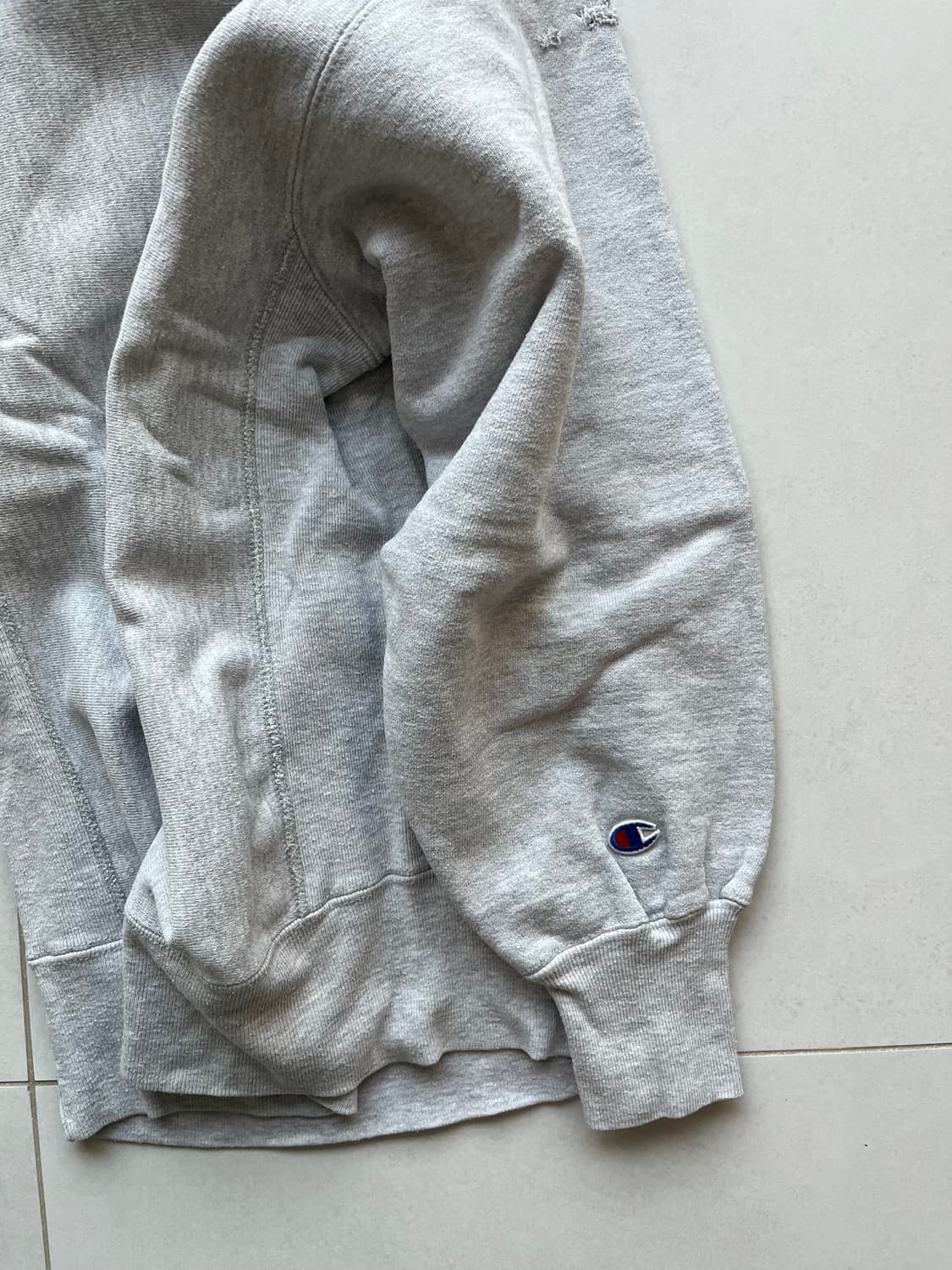 챔피온 리버스 위브 회색 맨투맨 상품이미지5