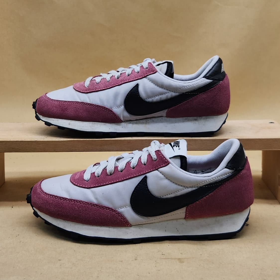 나이키 데이브레이크 여성운동화235  상품이미지1