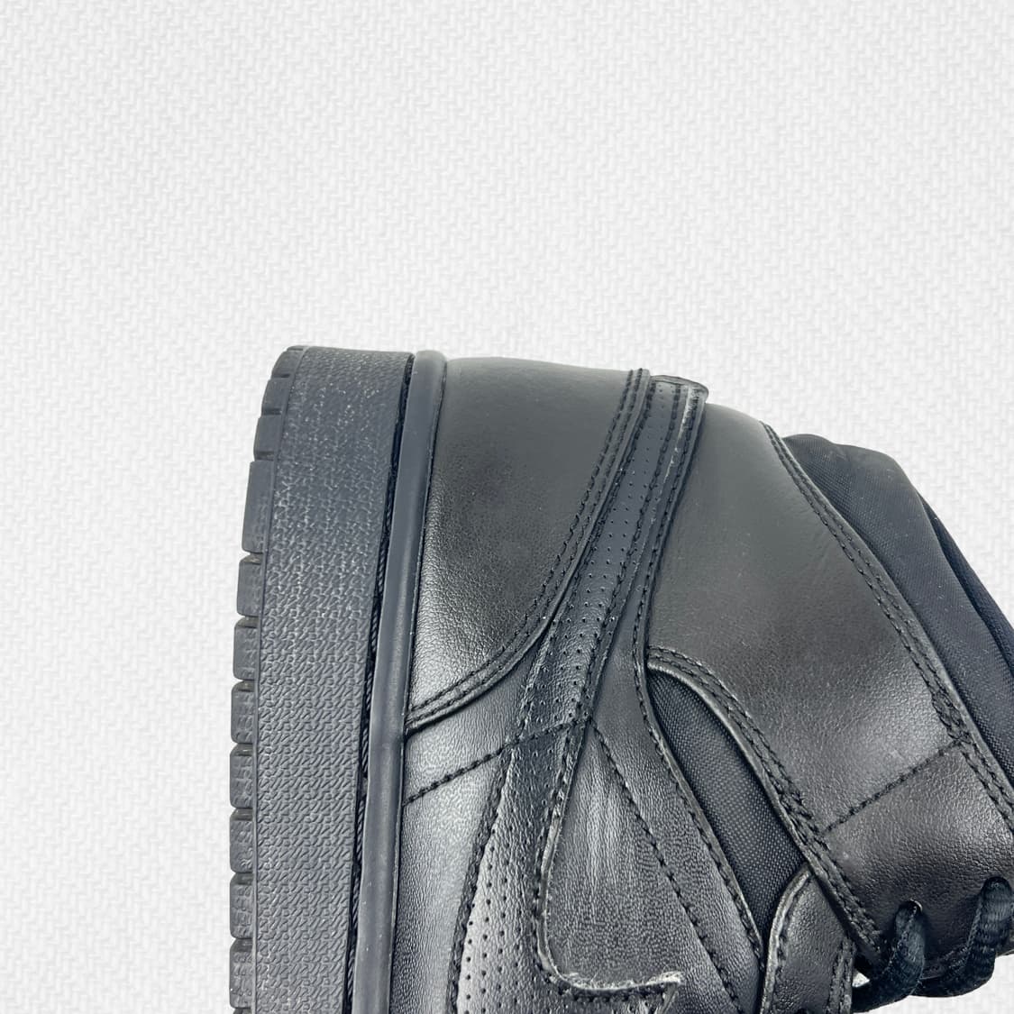 265 조던1 레트로 미드 블랙 2017 상품이미지4