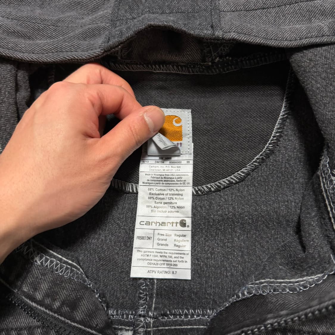 칼하트 블랙 데님 포켓 후드 자켓 상품이미지4