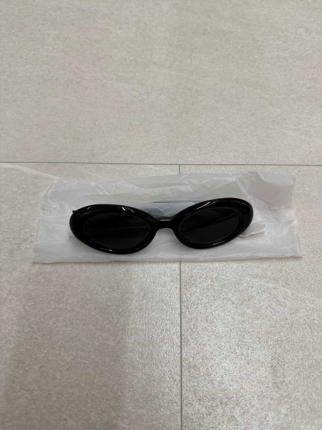 젠틀 몬스터 x 메종 마르지엘라 MM005 블랙 상품이미지7