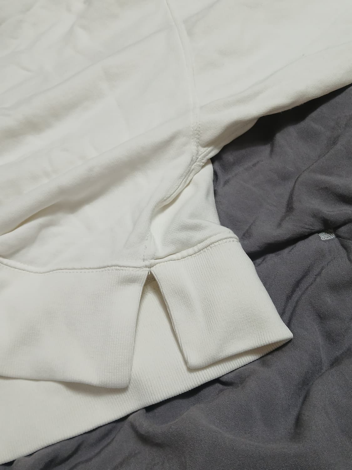 폴로 크롭기장 후드티 상품이미지3