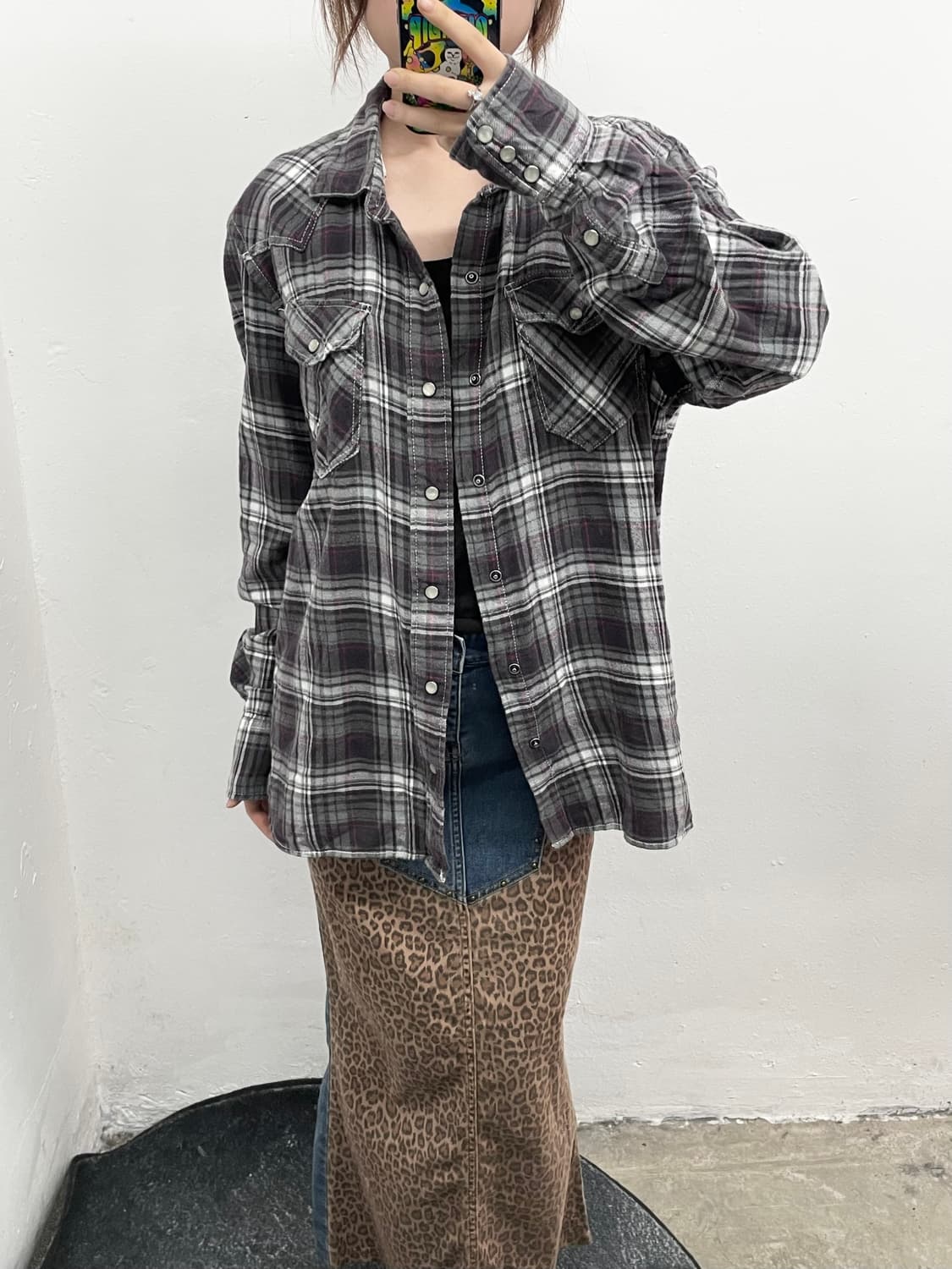 y2k 레오파드 스터드 롱 스커트 상품이미지3