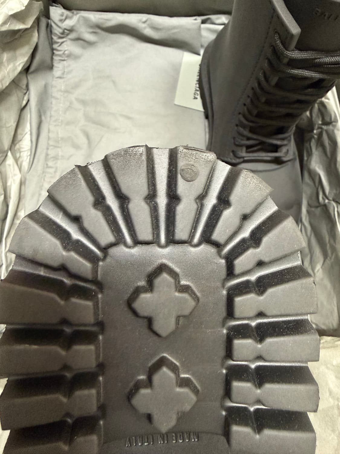 [42] 발렌시아가 스테로이드 부츠 상품이미지3