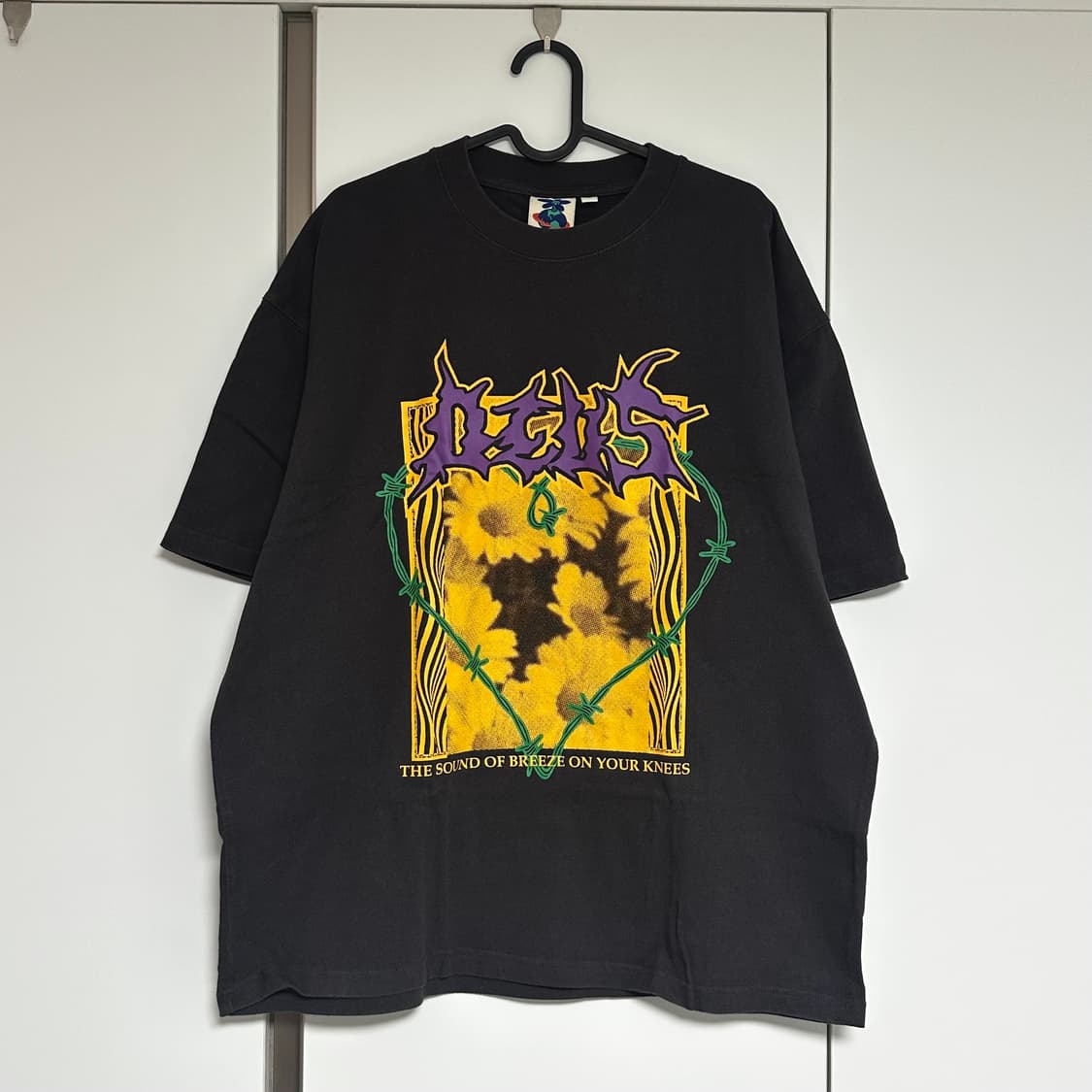 데우스 엑스 마키나 그래픽 반팔 티셔츠 S 상품이미지1