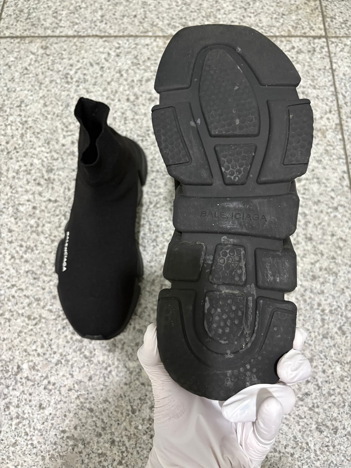 발렌시아가 스피드러너 올검 상품이미지4