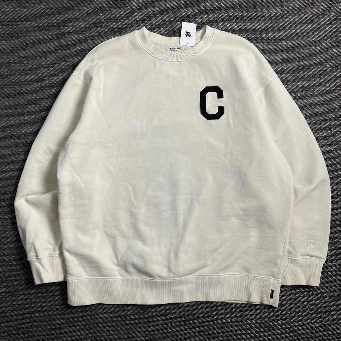 커버낫 C로고 박시핏 크림 맨투맨o 4201 상품이미지1