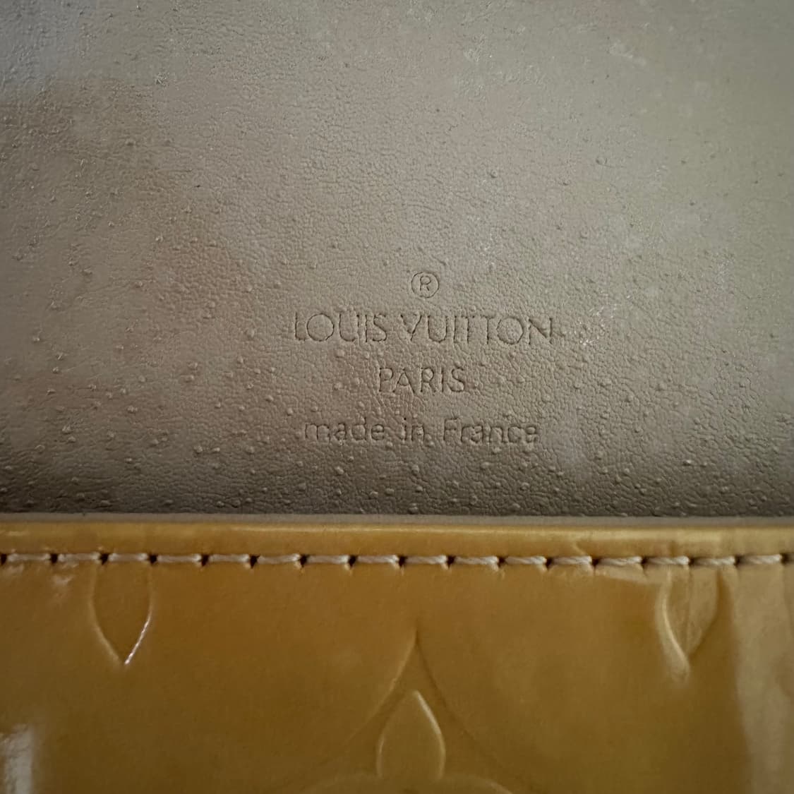 루이비통 Louis vuitton 로고 에나멜 숄더백 상품이미지7