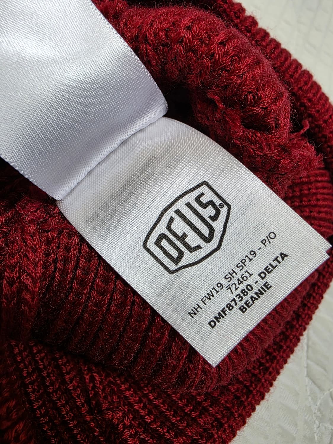 데우스 새상품 택만 제거 미실착 델타 비니 제스터레드색상 deus 상품이미지9