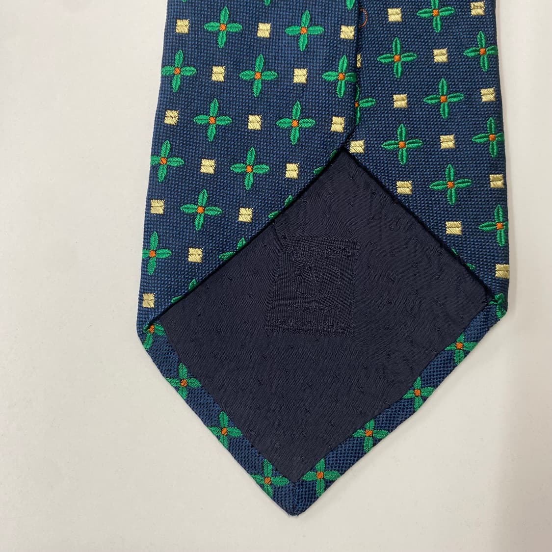 발렌티노(VALENTINO) 심플로고 정품 명품 넥타이 상품이미지8