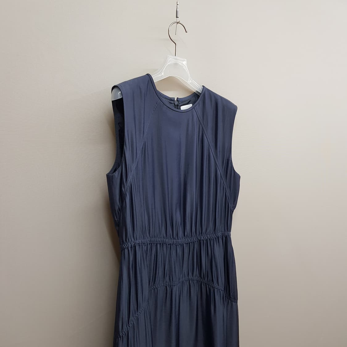 KUHO 구호 2023 슬리브리스 셔링 롱 원피스 4사이즈 상품이미지5