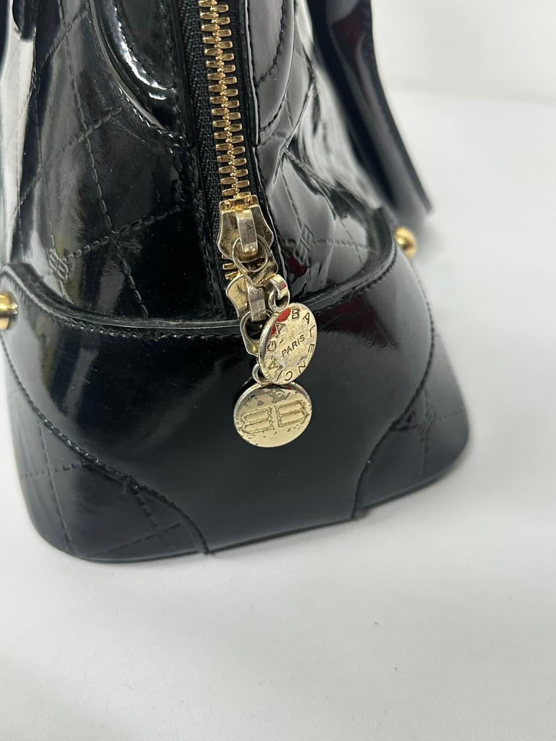 발렌시아가 금장 토트백 에나멜 종가방 상품이미지9