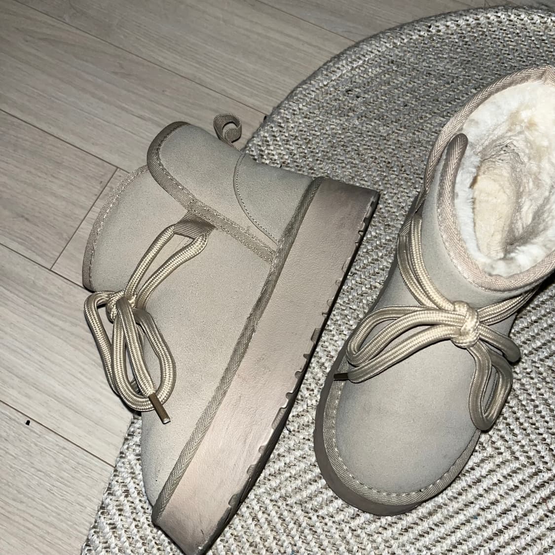 보솜 리본 베이지그레이 어그부츠 230 상품이미지4