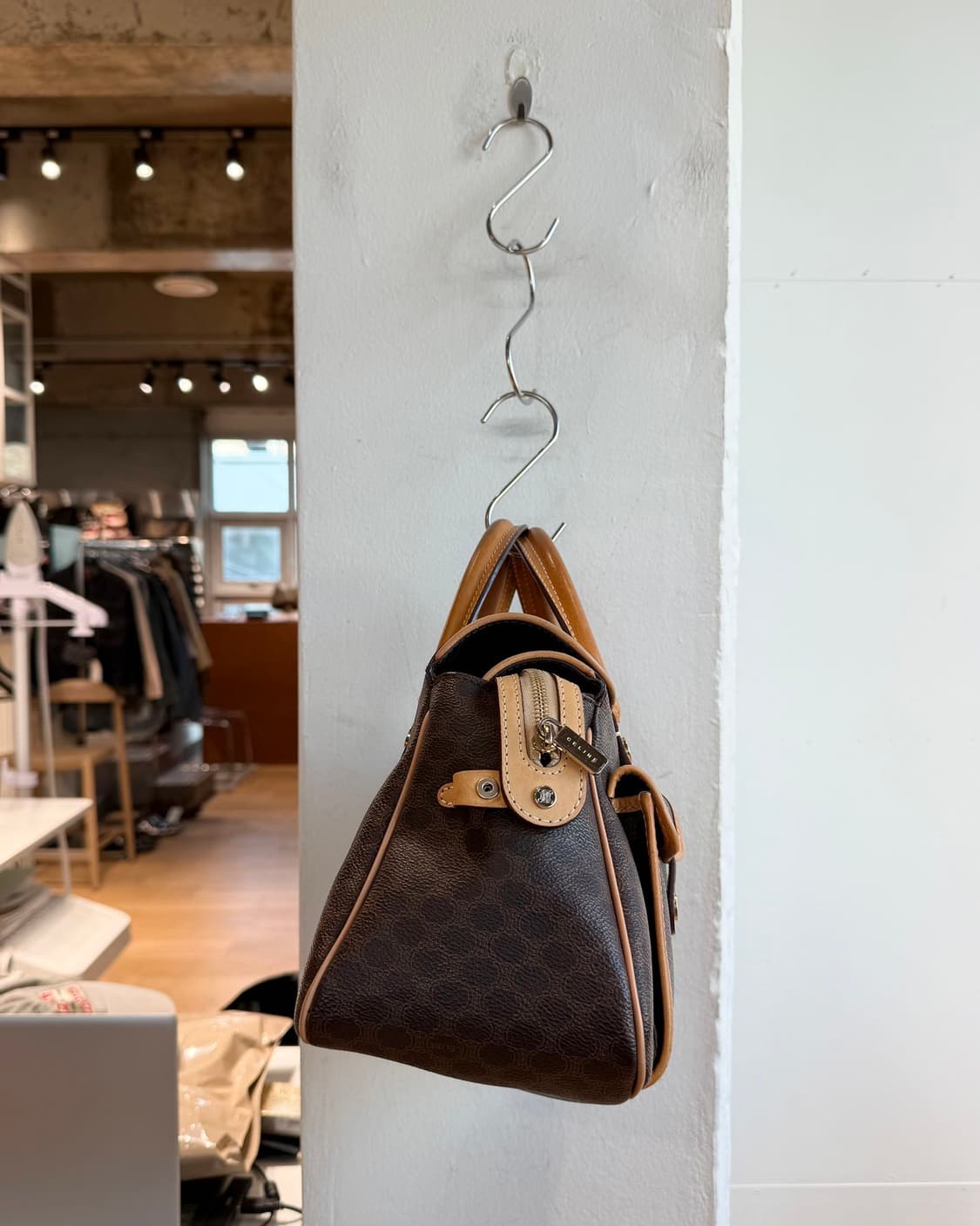 셀린느 브라운 마카담 토트백  상품이미지3