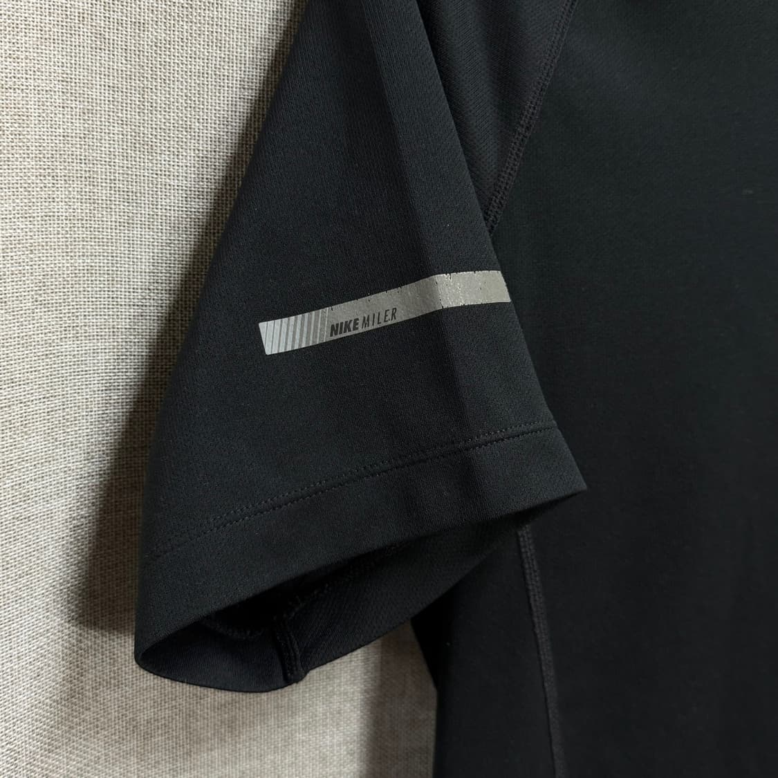 [M] 나이키 드라이핏 반팔 블랙 기능성 티셔츠 상품이미지4