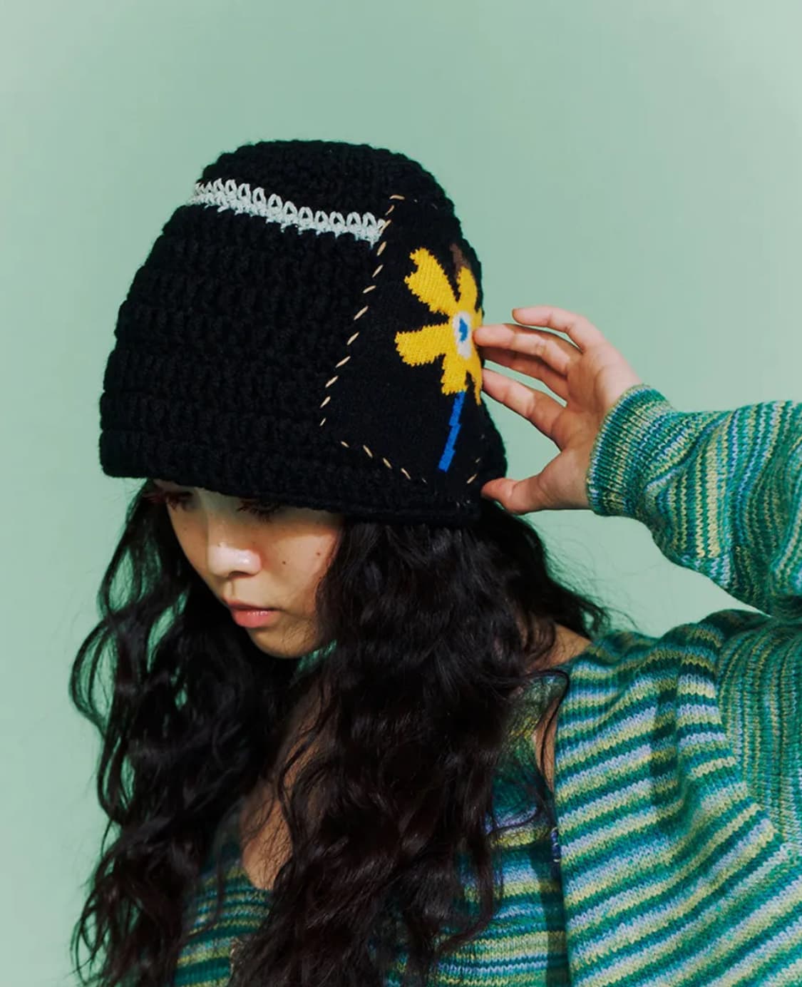 미수아바흐브 비니 FLOWERING BUCKET ALL BLACK 상품이미지1
