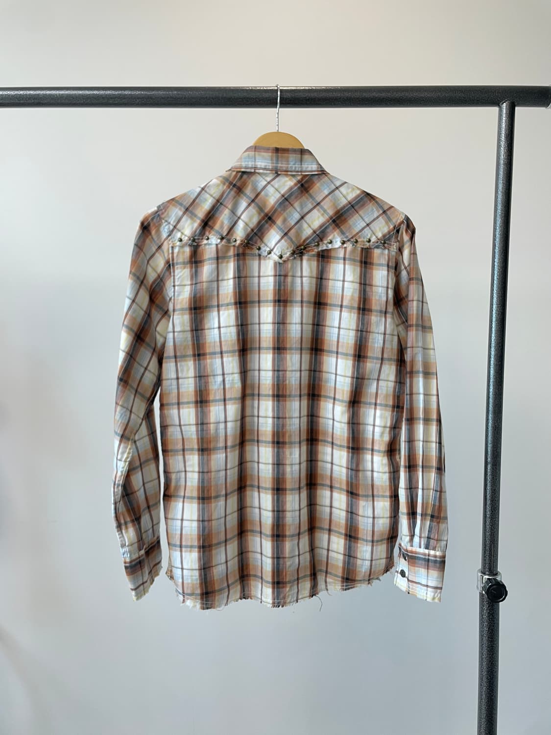 (M) never seen thing 웨스턴 스터드 체크 셔츠 상품이미지4