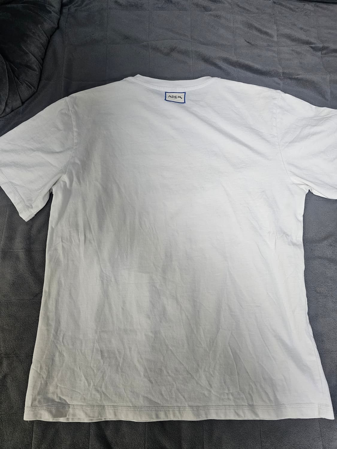 아더에러 자수로고 티셔츠 A2사이즈 상품이미지2