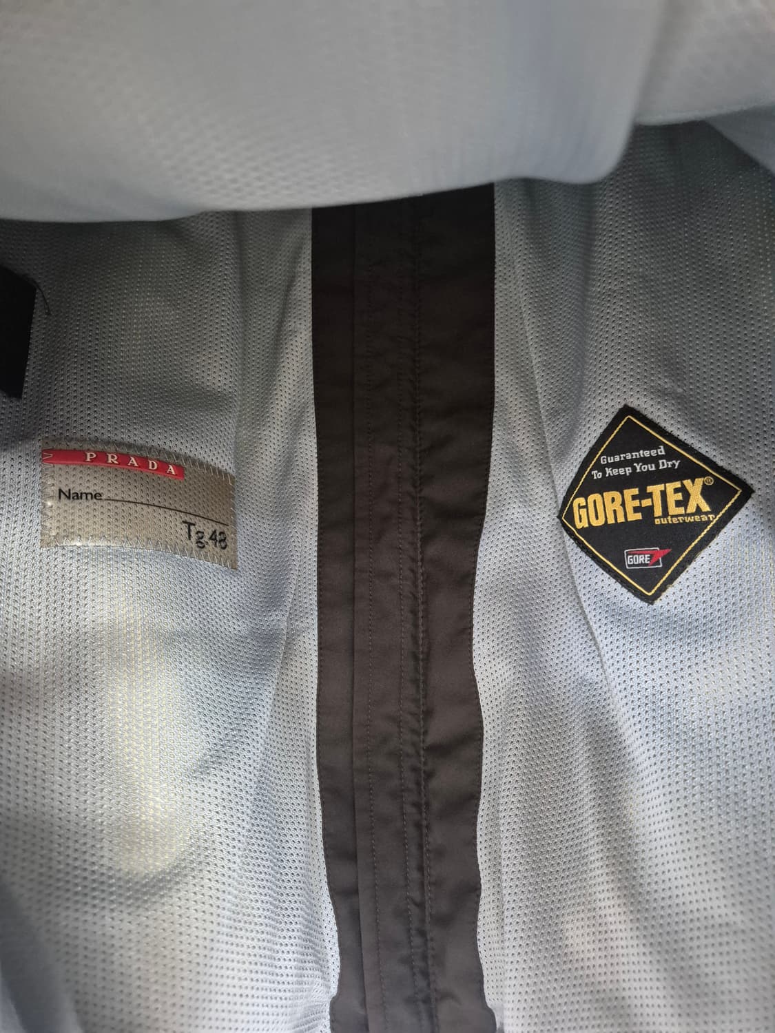 프라다 바람막이 자켓 고어텍스 /100~103(정품) 상품이미지4