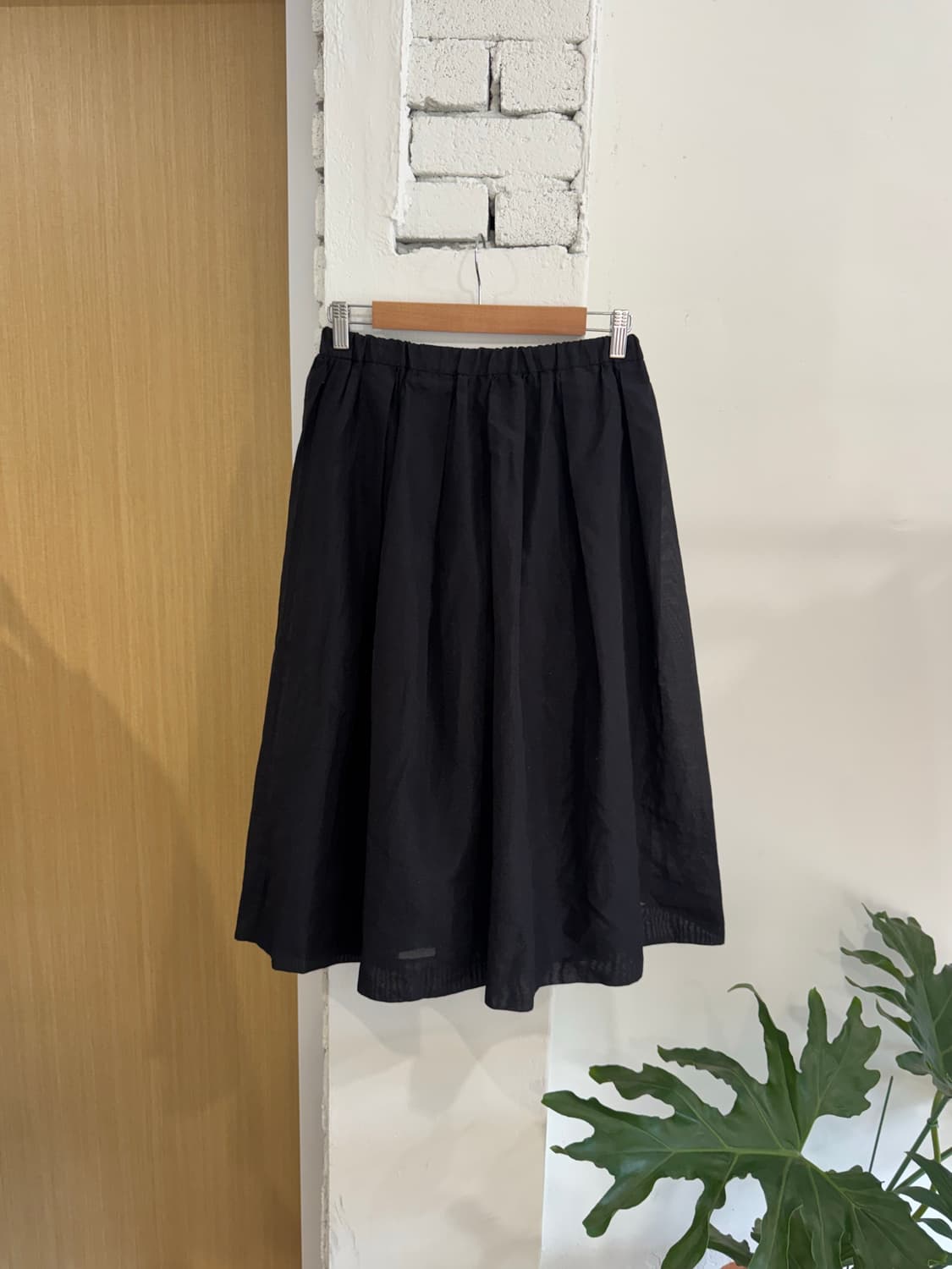Niko and black skirt 상품이미지1