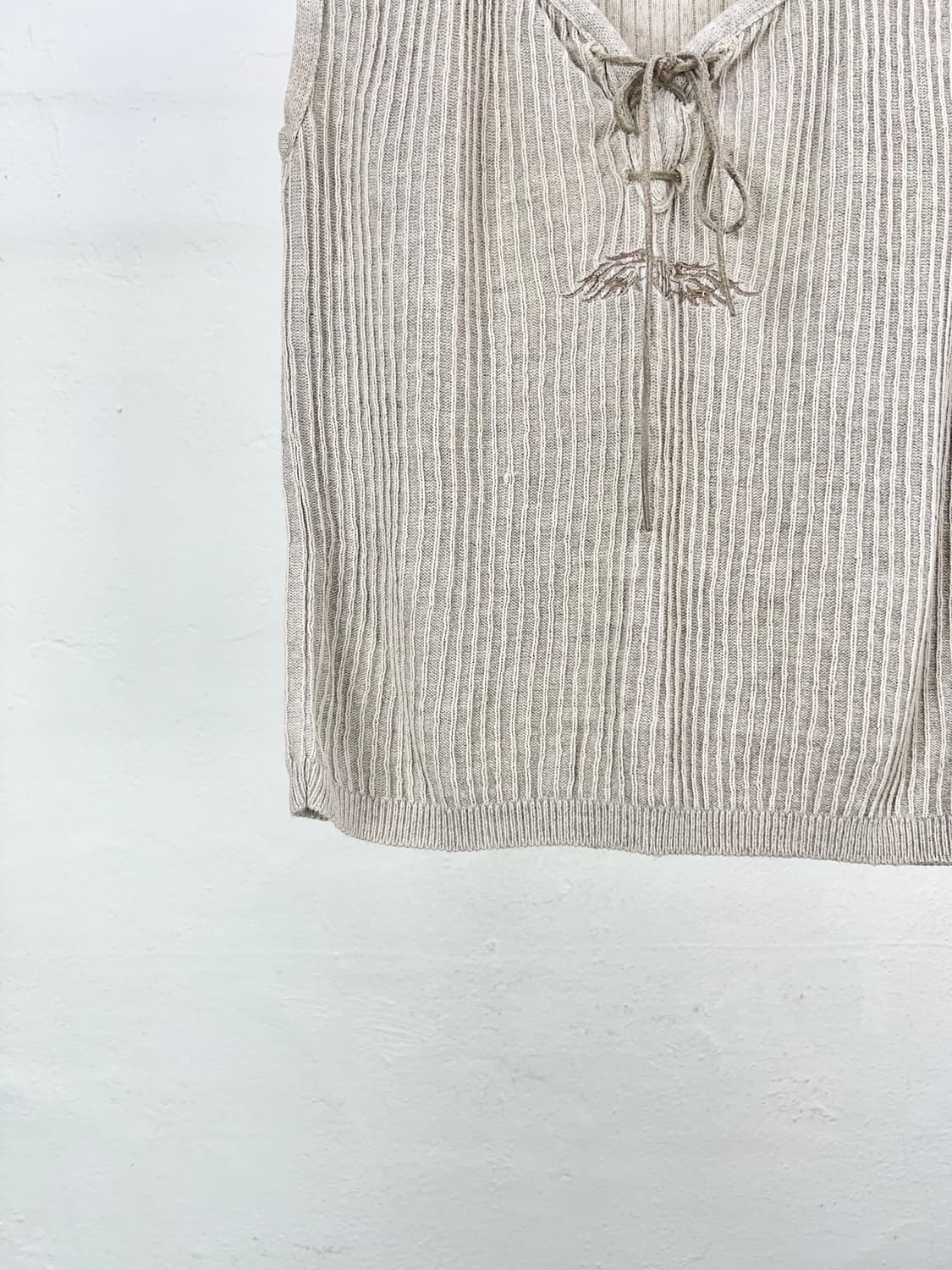 할리 데이비슨 아이보리 윙즈 로고 레이스업 골지 슬리브리스 상품이미지4