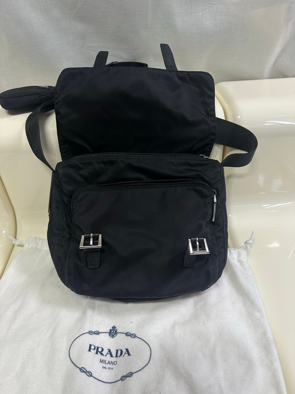 [A+ 정품] 프라다 메신저백 신형 내장칩 상품이미지3