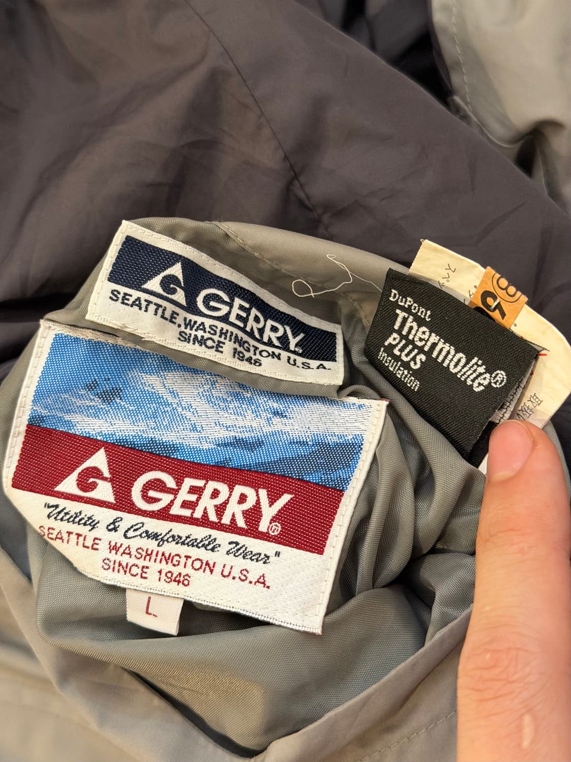 GERRY 일본판 리버시블 고프코어 경량패딩 상품이미지10