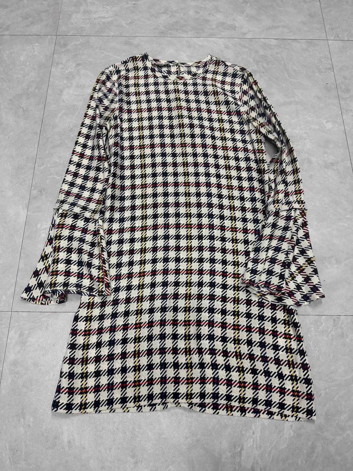 이큅먼트 실크 상품이미지1