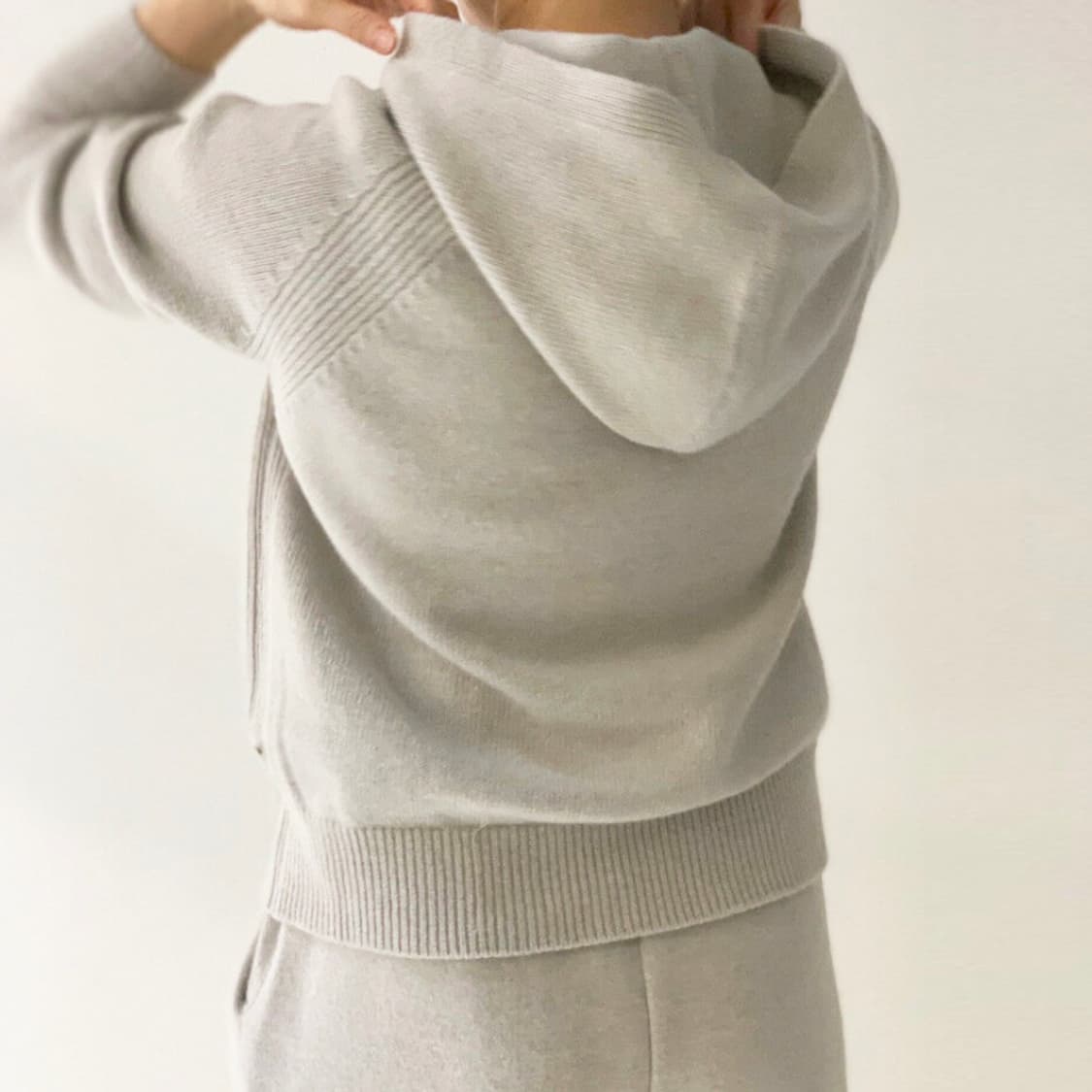 돌체비타(DOLCEVITTA) 캐시울 로로후드집업가디건 55-66 새상품 상품이미지3