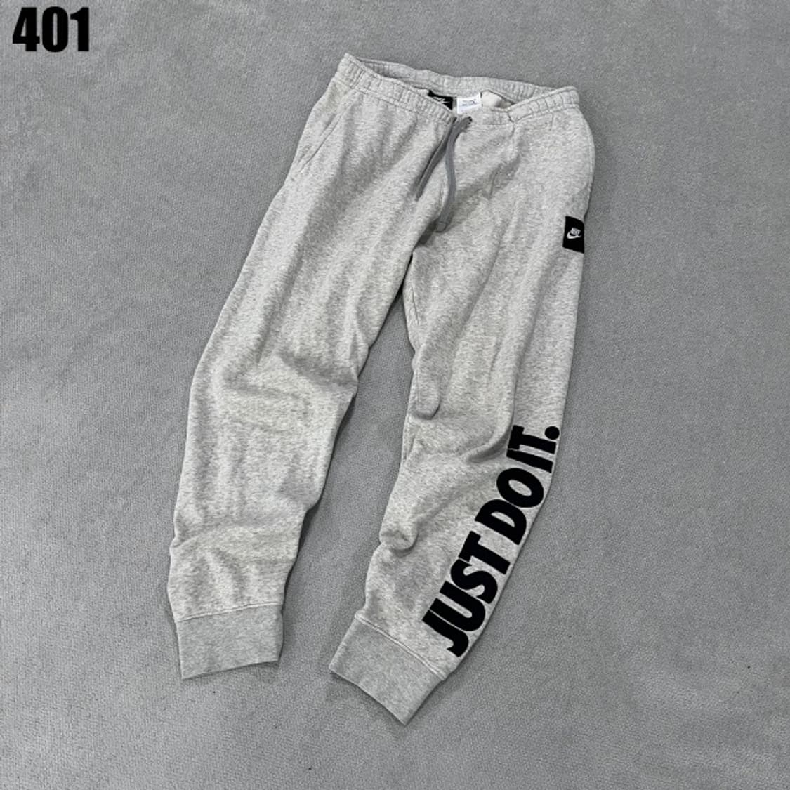 나이키 회색 트레이닝 바지  상품이미지1