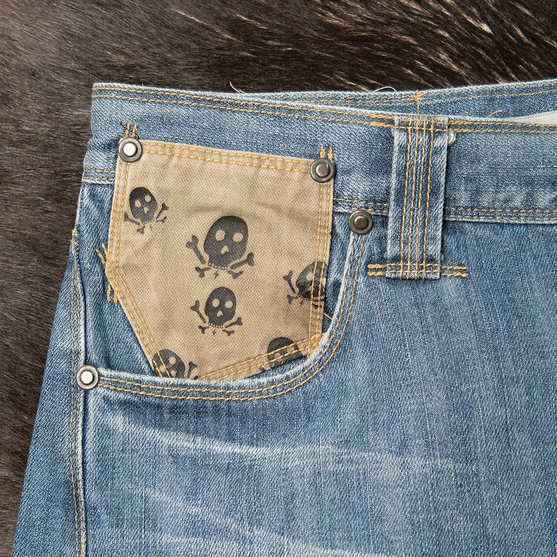 [35] 00s 리바이스 엔지니어드진 데님팬츠 스컬패턴 포켓 상품이미지5