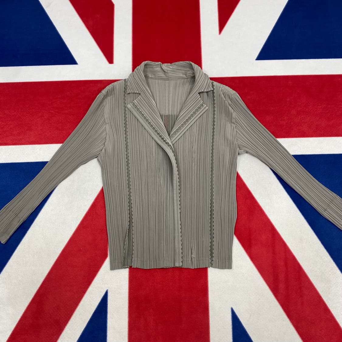 이세이미야케 FETE 플리츠자켓 3 상품이미지2