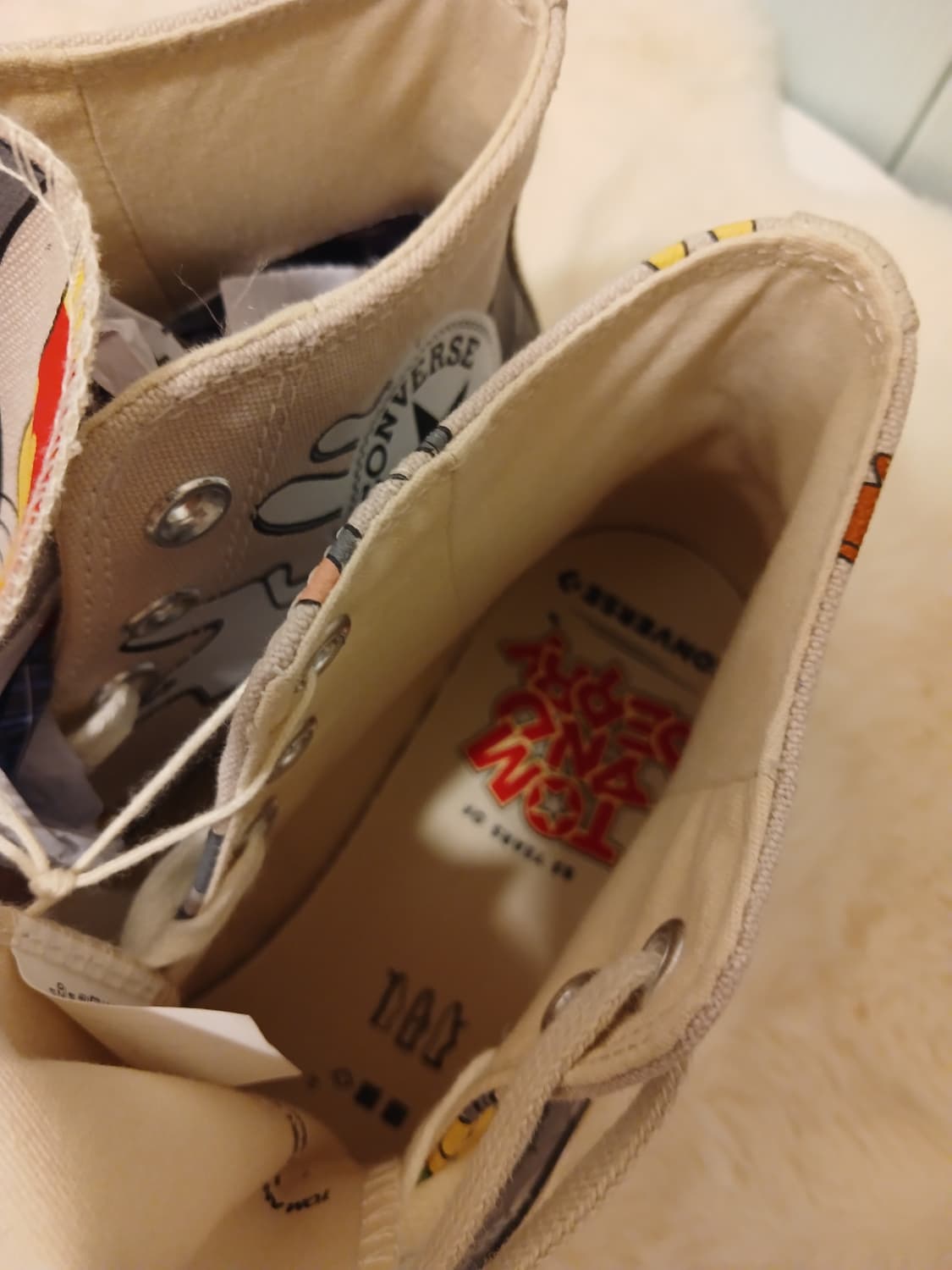 컨버스 톰과제리 정품 콜라보 하이 스니커즈 240 사이즈 상품이미지6