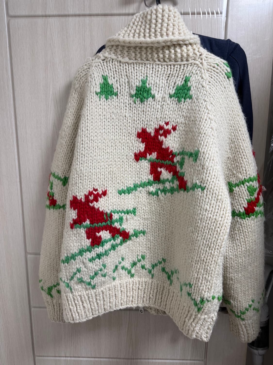 얼바닉 30 코위찬 가디건 상품이미지3