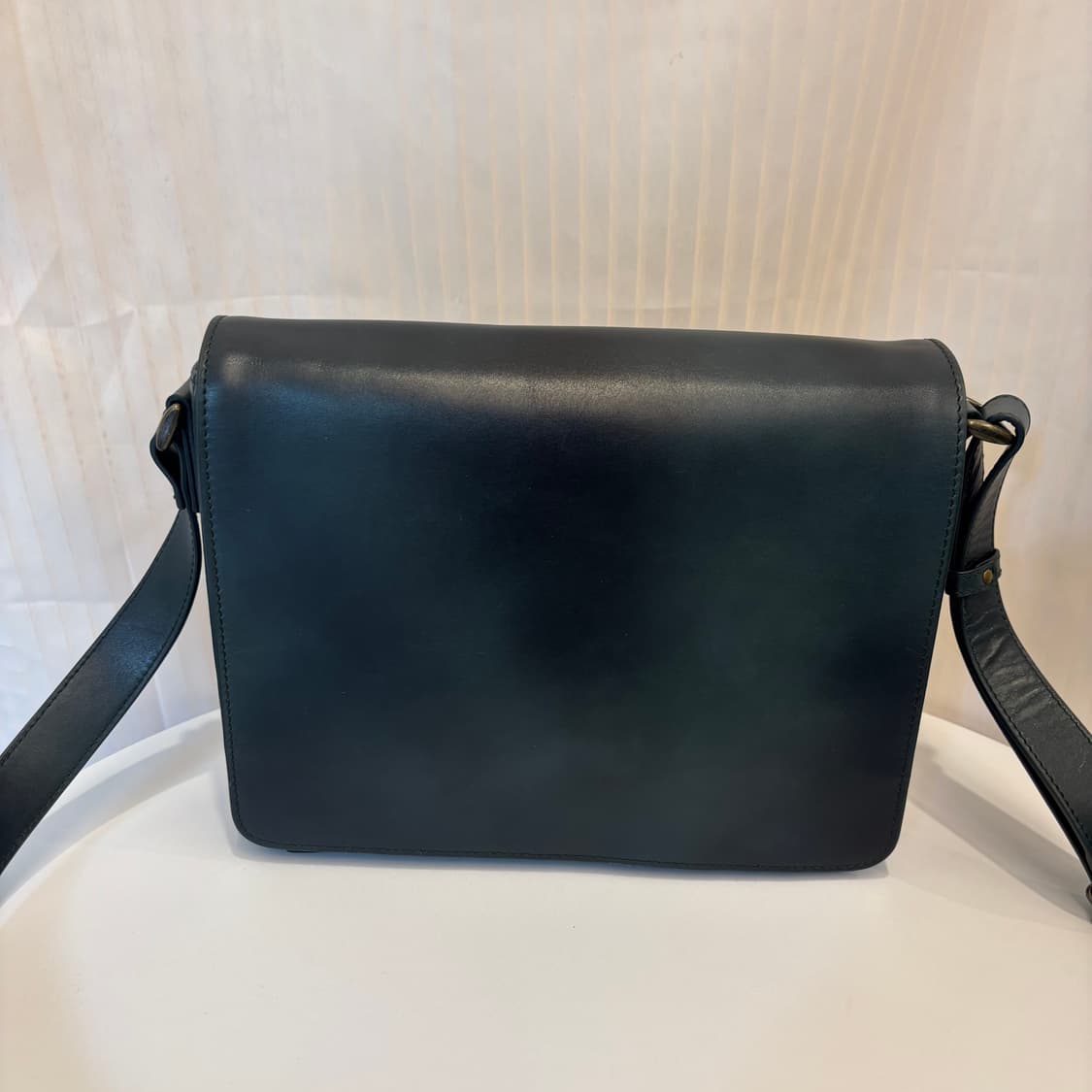 정품 MOTHERHOUSE 일본 가죽 크로스백     상품이미지2