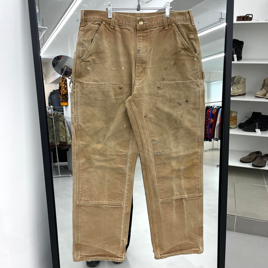 칼하트 OG 더블니 카펜터 덕캔버스 페이딩 와이드 워크팬츠 브라운 상품이미지3