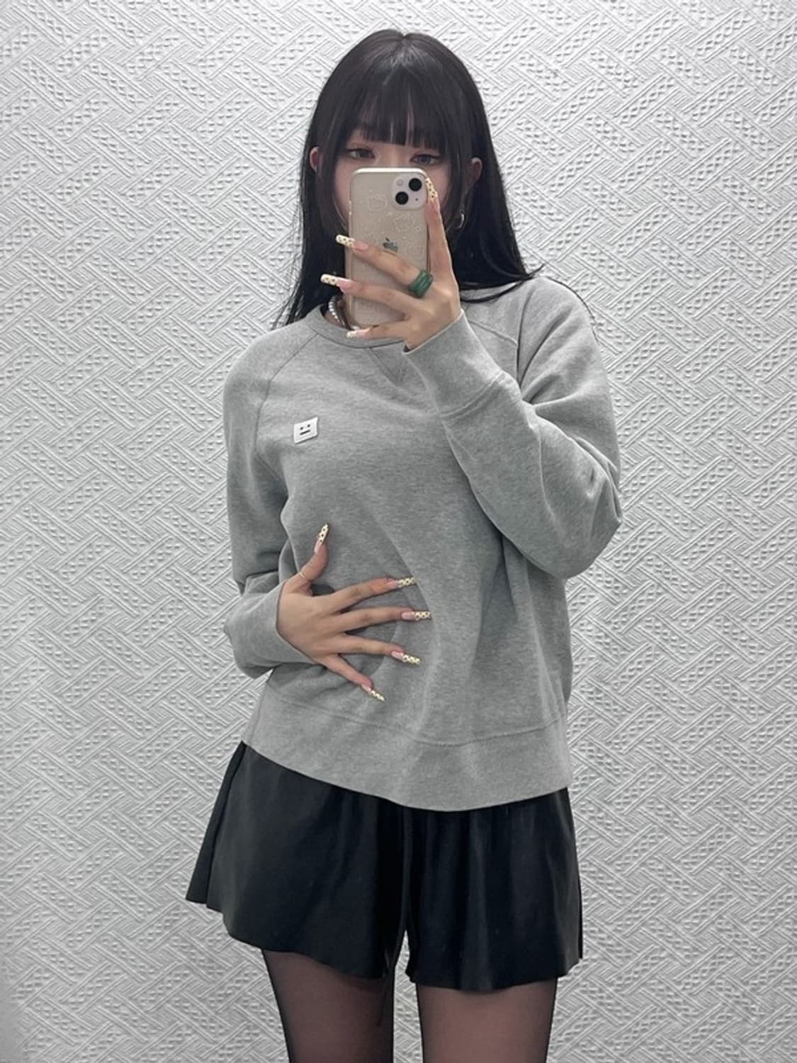 아크네스튜디오 빈티지 스트릿  키치 페이스로고 맨투맨 M C09931 상품이미지2