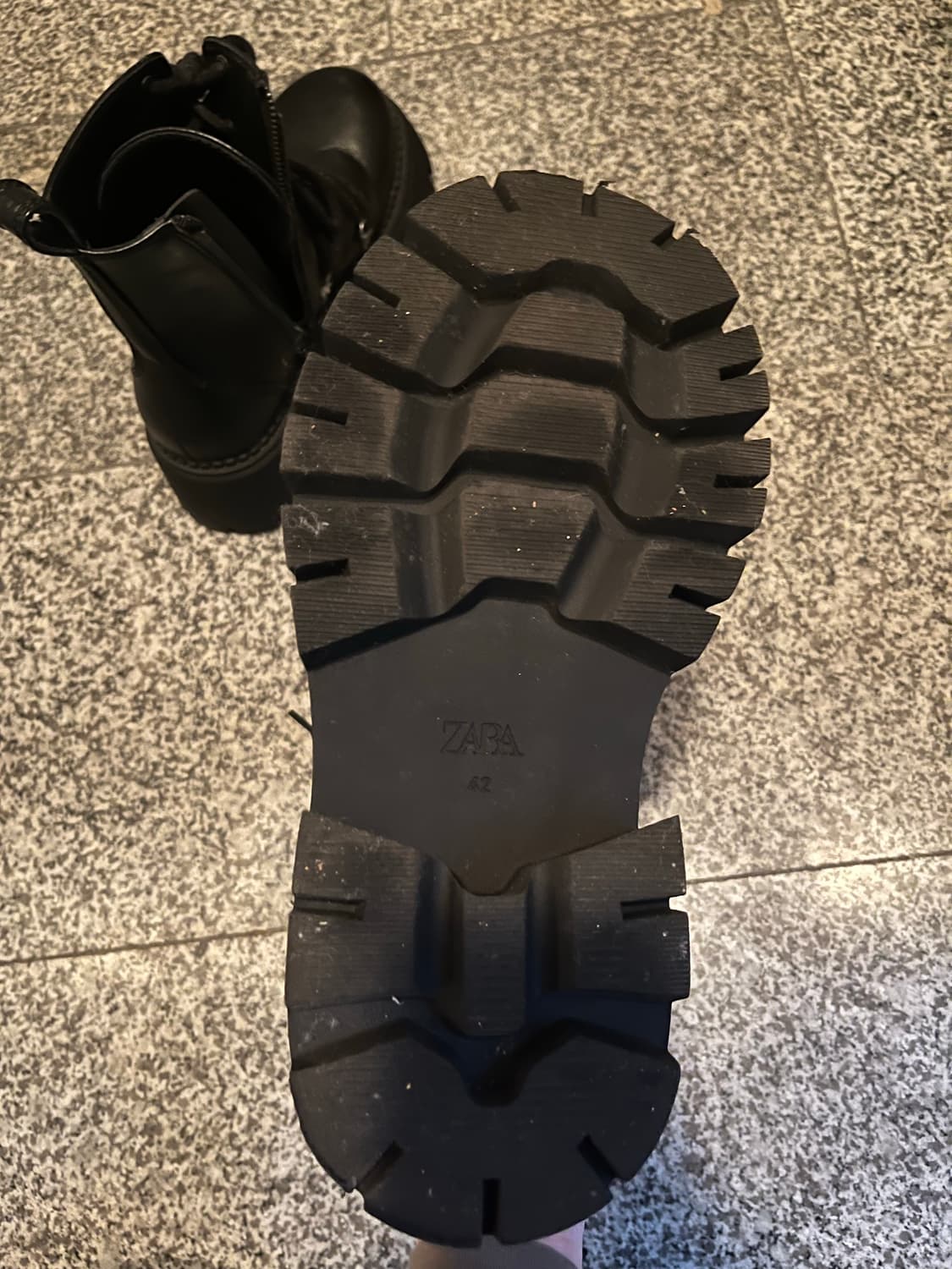 자라 볼륨 레이스업 부츠 42 상품이미지6