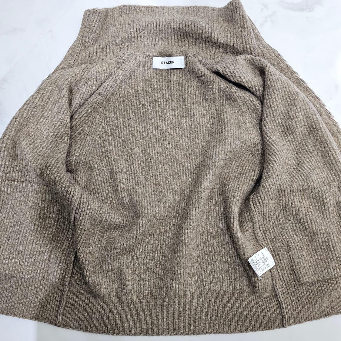 BEAKER 비이커 22FW 아웃포켓 칼라넥 니트 집업 카디건 ~55 상품이미지9