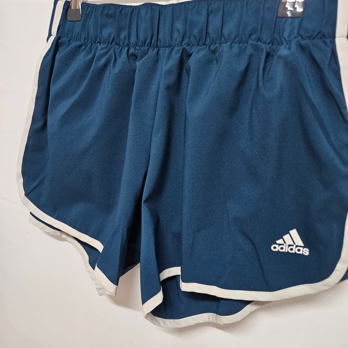 L 아디더스 우븐 트레이닝 돌핀 숏팬츠 상품이미지2