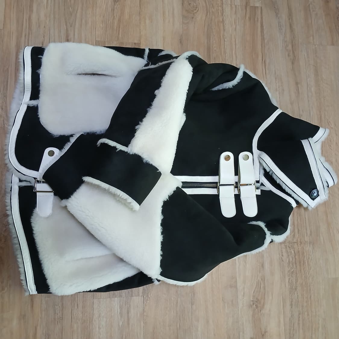 여성 블랙 스웨이드 양털 무스탕 점퍼 패딩 자켓 하프 상품이미지4