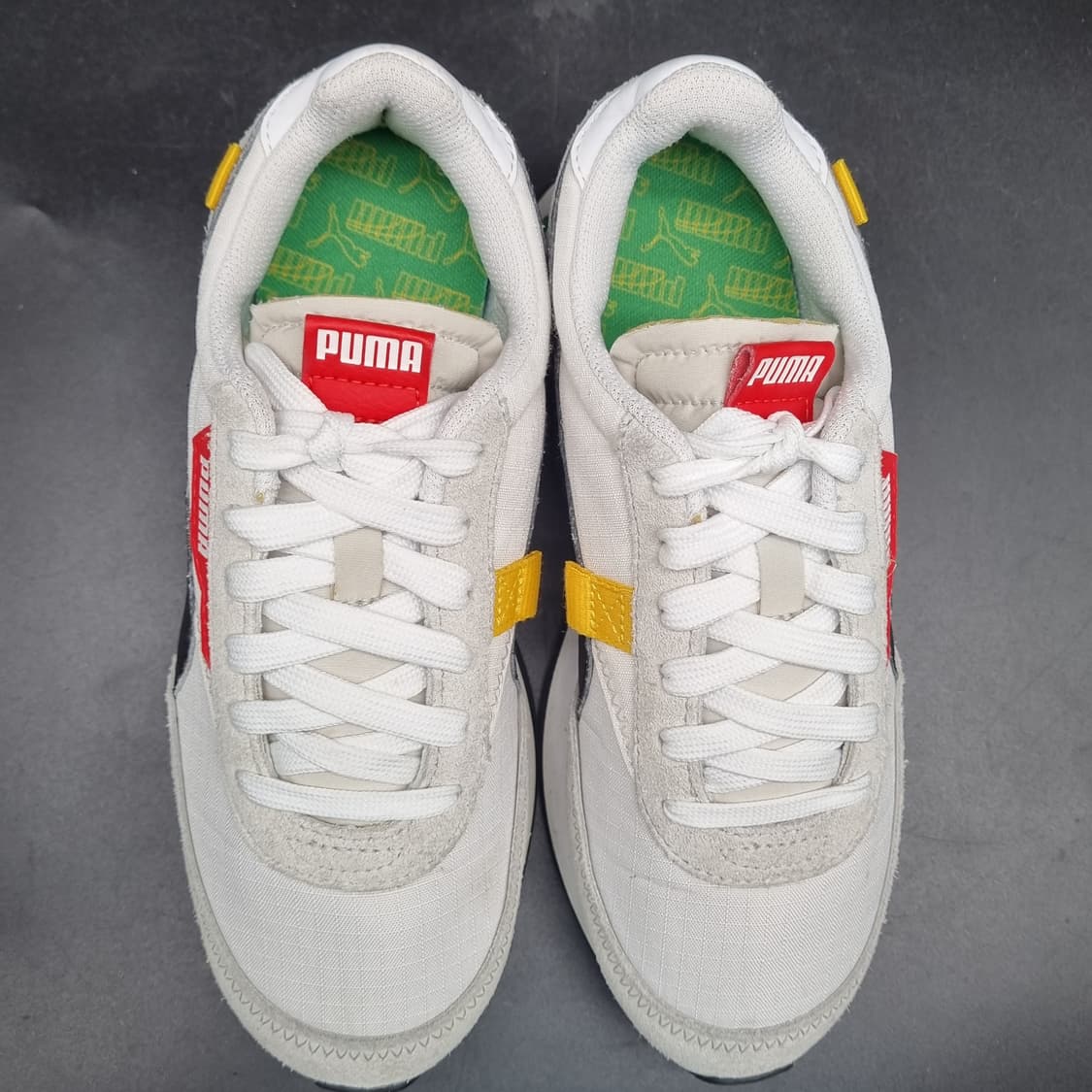 푸마 퓨처라이더 여성운동화225 상품이미지2