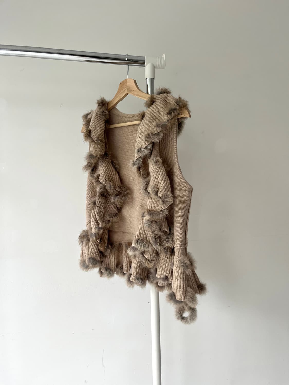 Fairy fur knit vest 상품이미지3