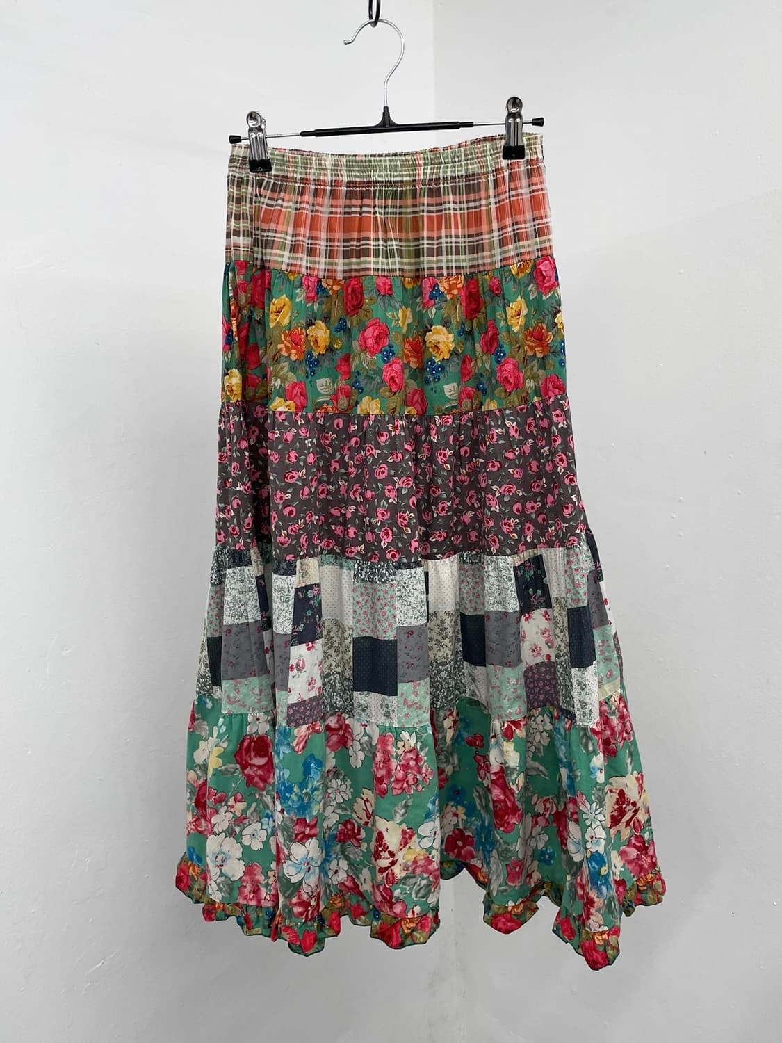 하구미 모리 플로럴 패치 롱 스커트 상품이미지1