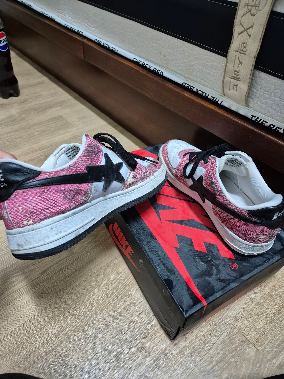 [275] 베이프스타 베이프 에어포스 핑크 뱀피 검핑 상품이미지4