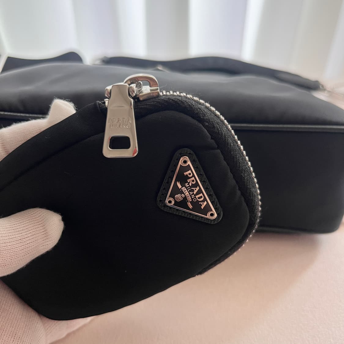 [A+/정품] 프라다 리에디션 2005 리나일론 테수토 호보백 상품이미지4