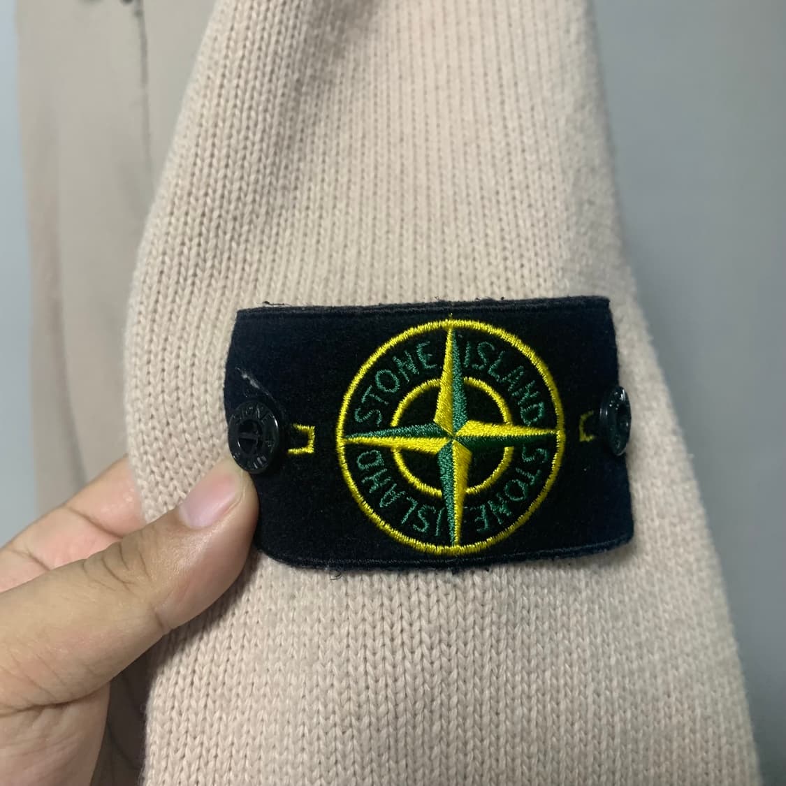 정품/21fw 스톤아일랜드 니트 집업 가디건 XL 상품이미지8